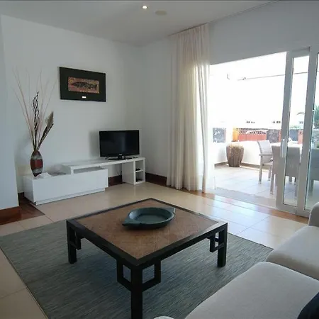 In Sleeps 6 Includes Swimming Pool Air Con And Wifi Villa Puerto Calero