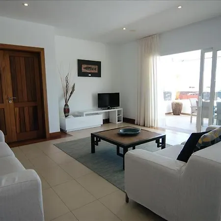 In Sleeps 6 Includes Swimming Pool Air Con And Wifi Puerto Calero